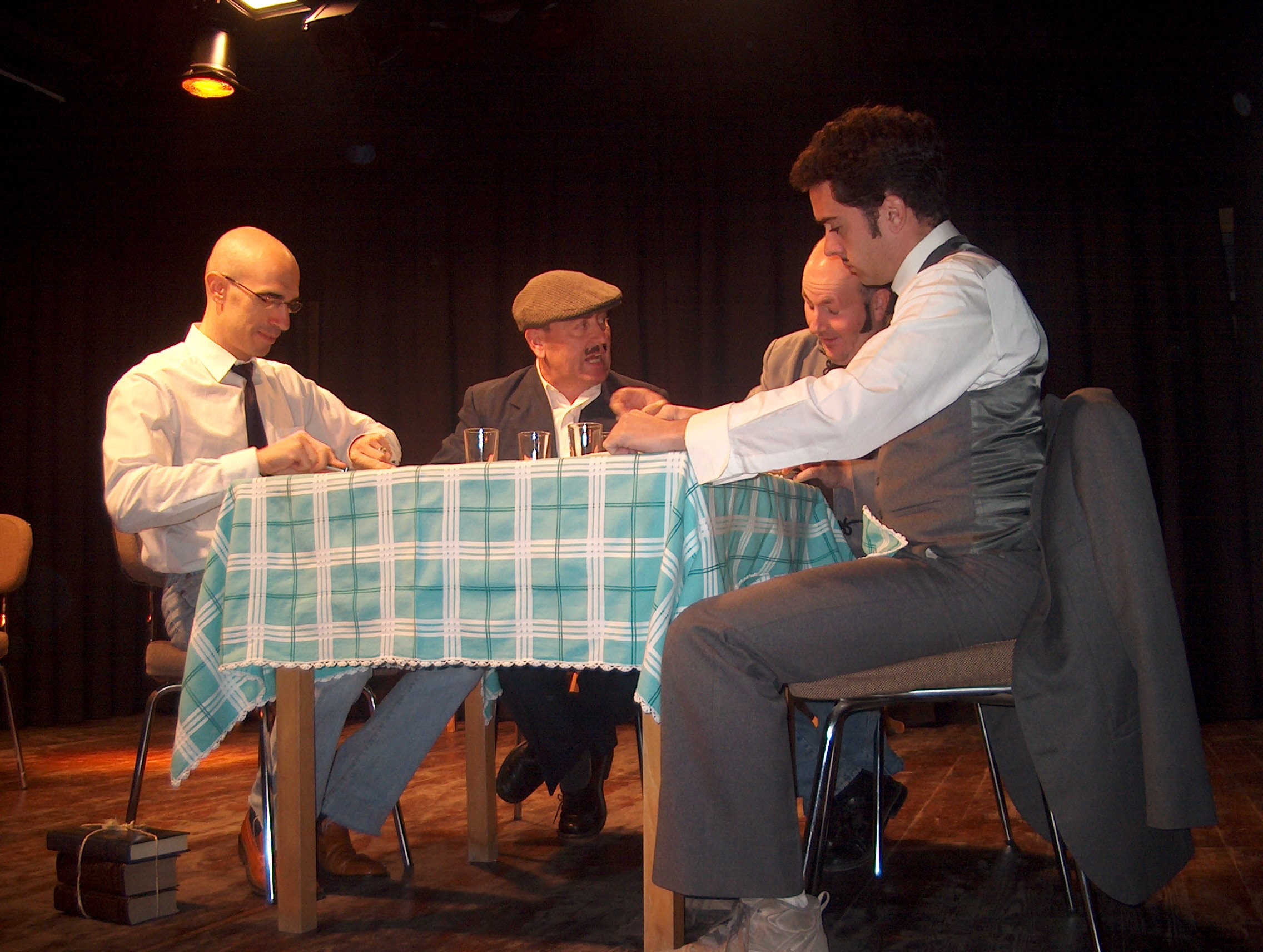 actuación grupo de teatro 6